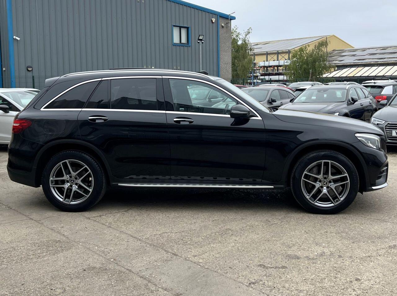 Mercedes-Benz GLC view 8