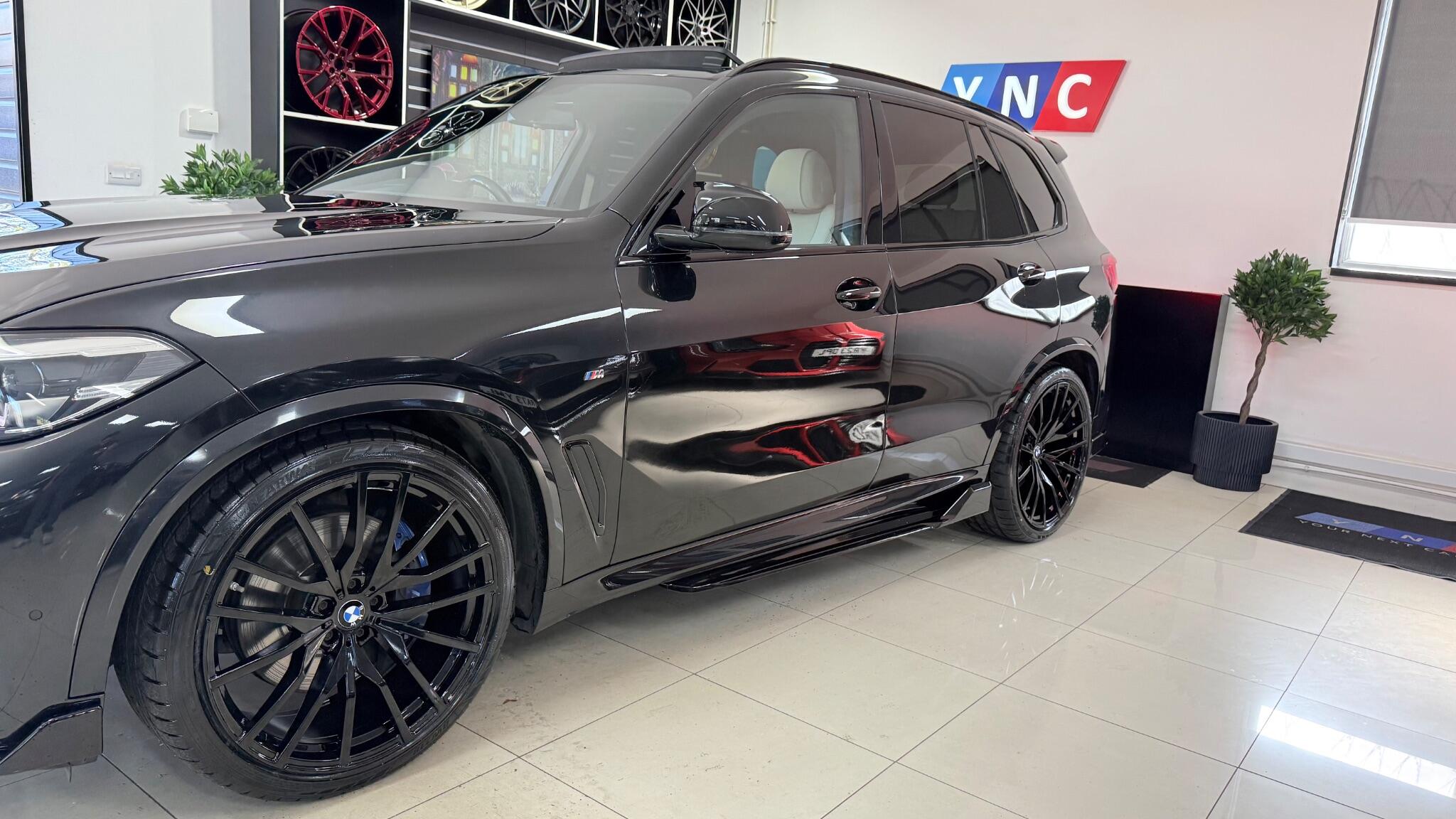 BMW X5 view 29