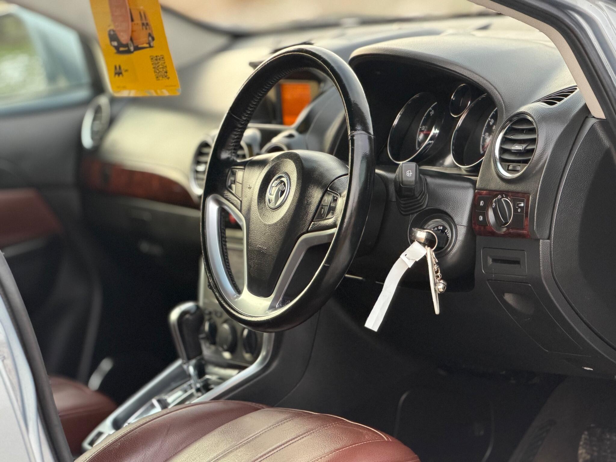 2012 Vauxhall Antara 2.2 CDTi SE Auto 4WD Euro 5 5dr (SNav) image 25