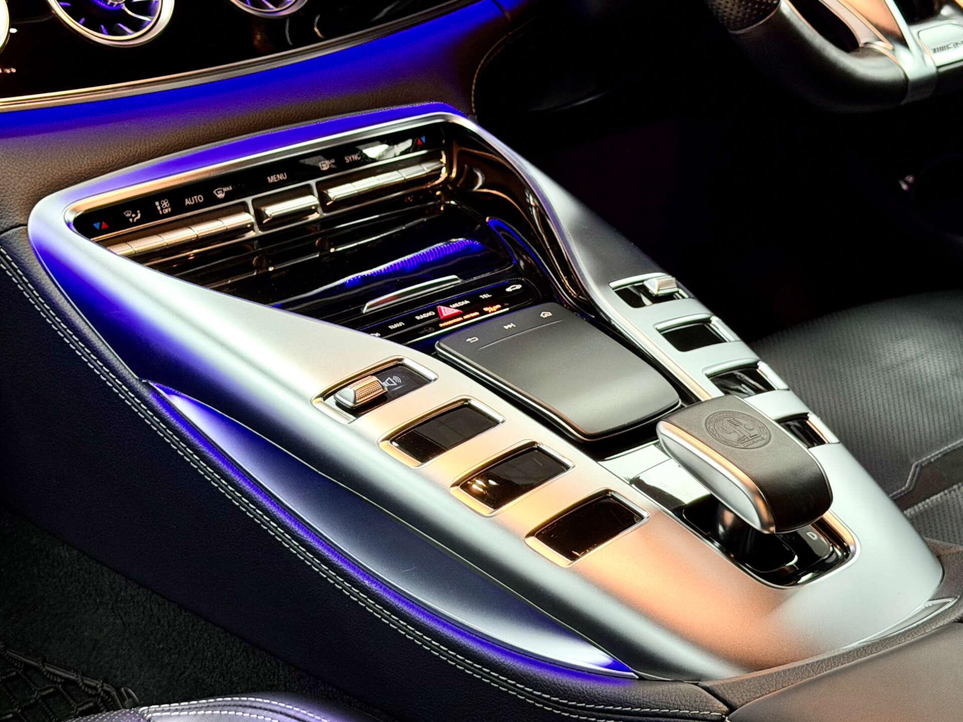 Mercedes-Benz Amg GT view 43