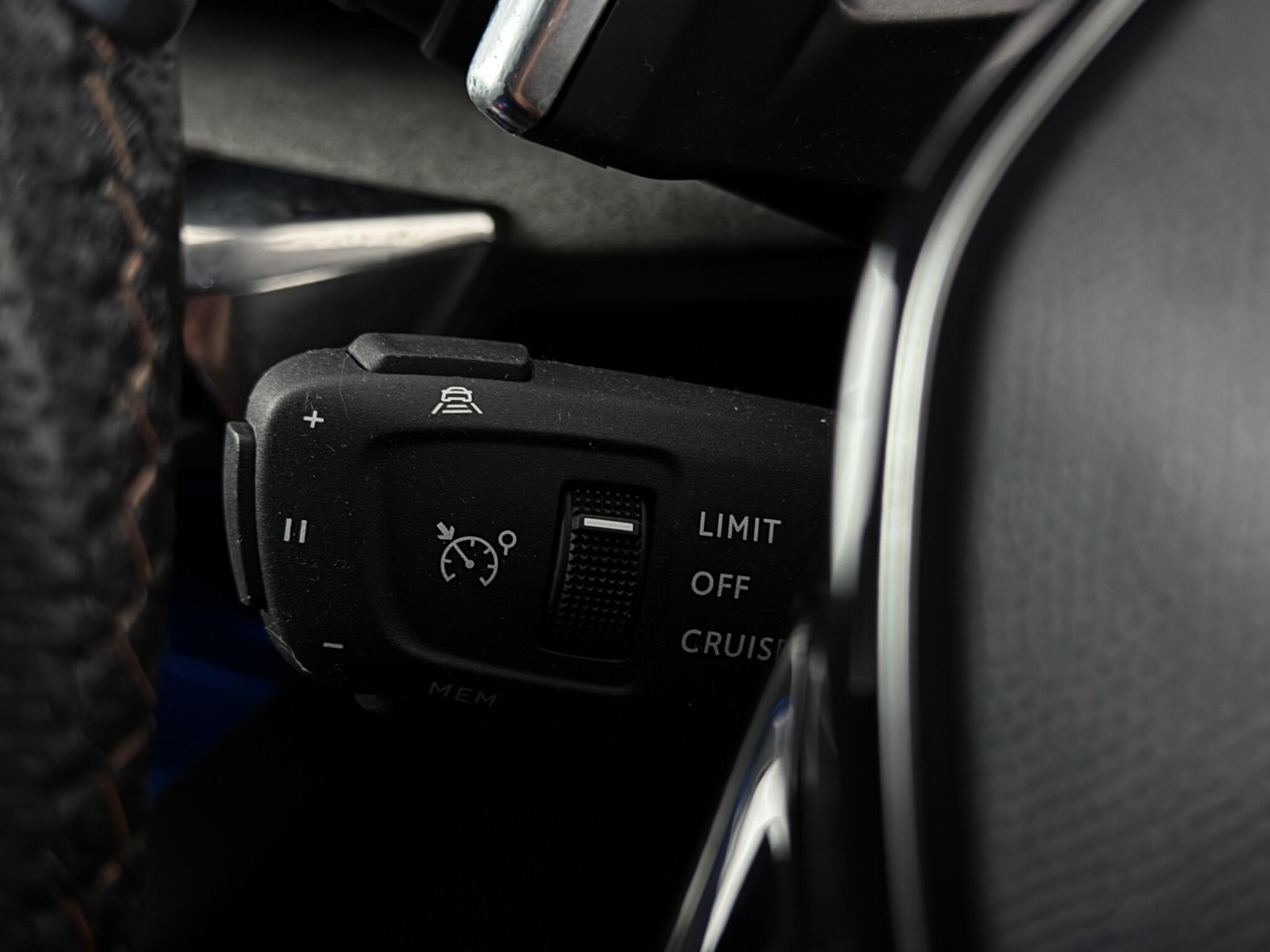 Peugeot 5008 view 21