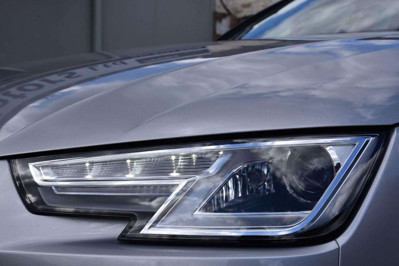 Audi A4 view 12