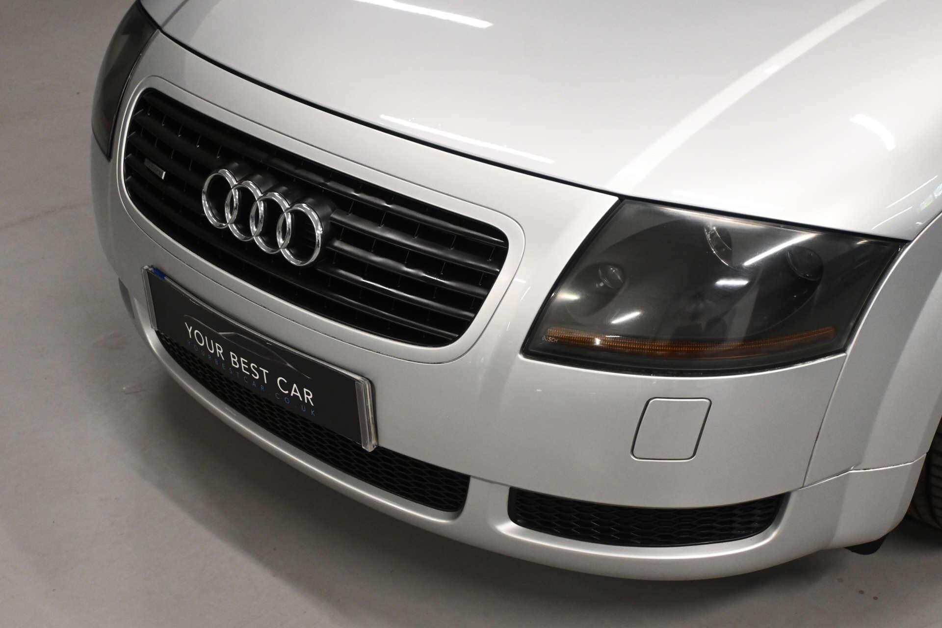 Audi TT view 59