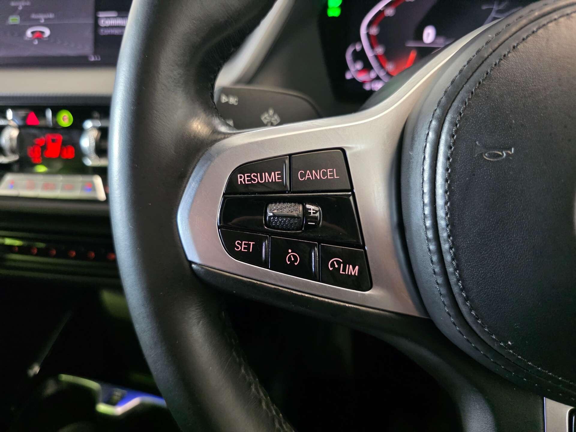 BMW 2 Series view 21