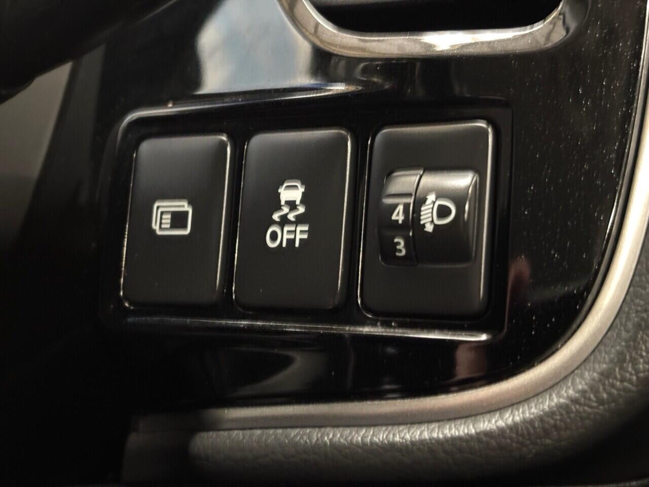 Mitsubishi Outlander view 43