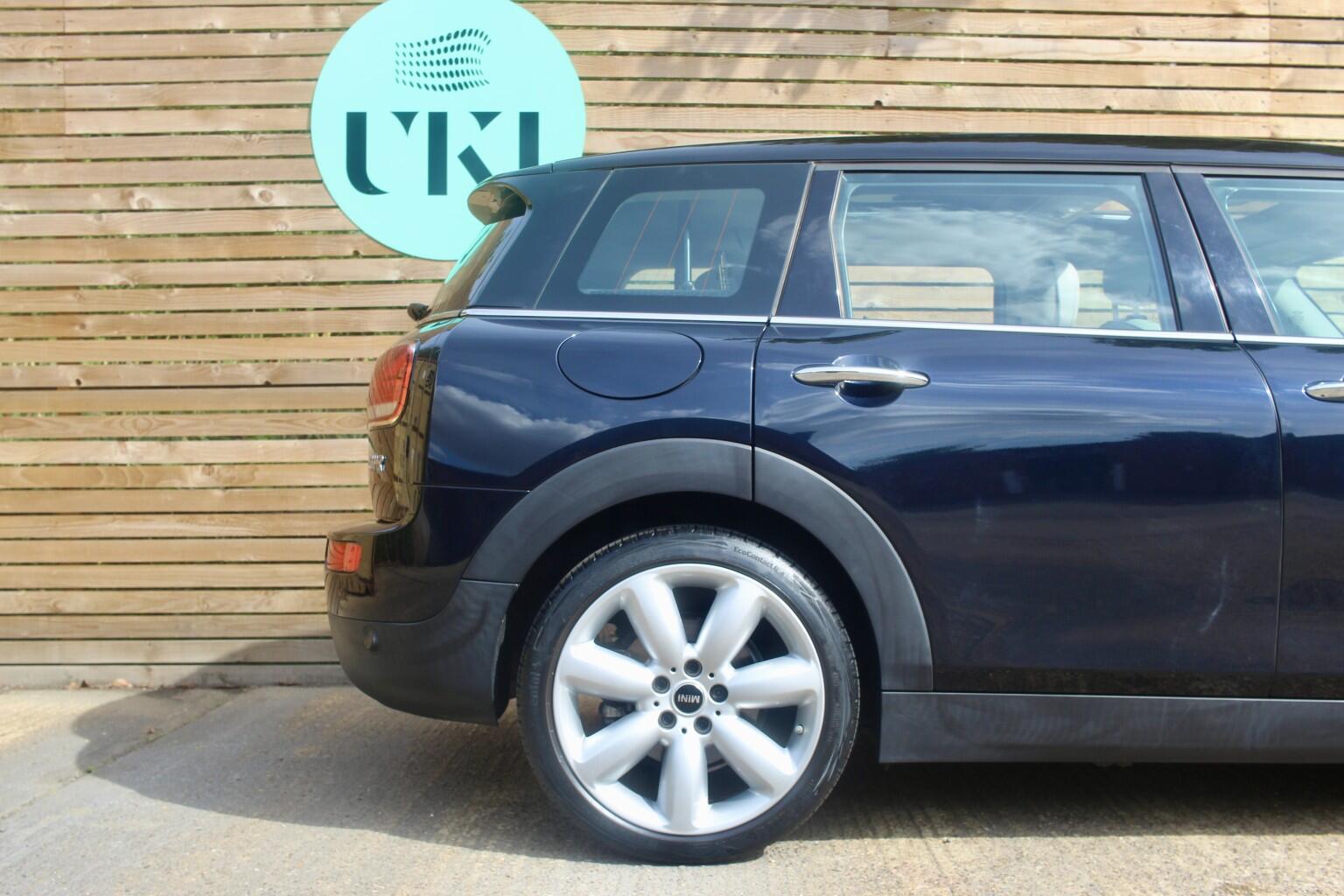 Mini Clubman view 34