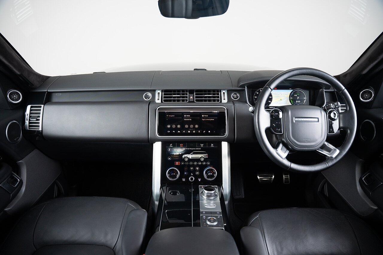 Land Rover Range Rover view 17