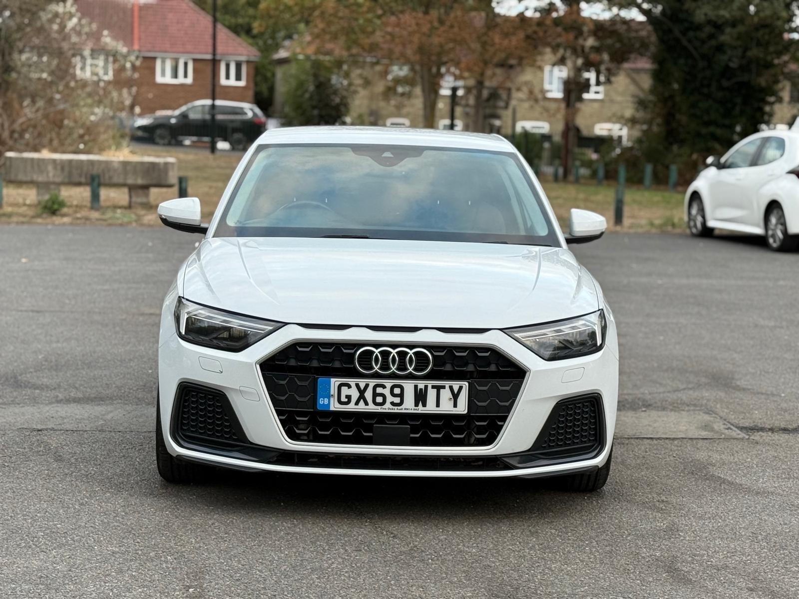 Audi A1 view 16