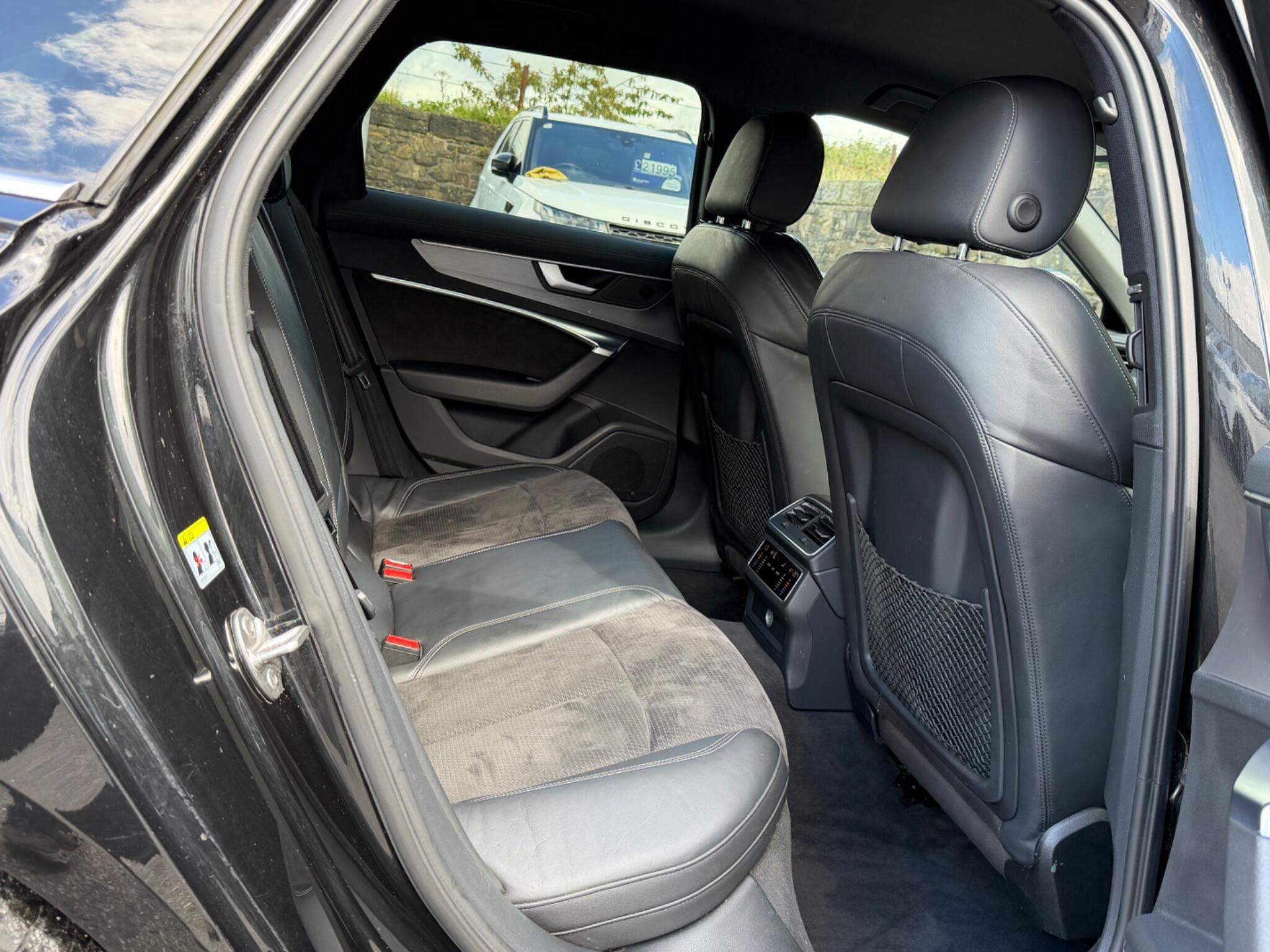 Audi A6 view 19