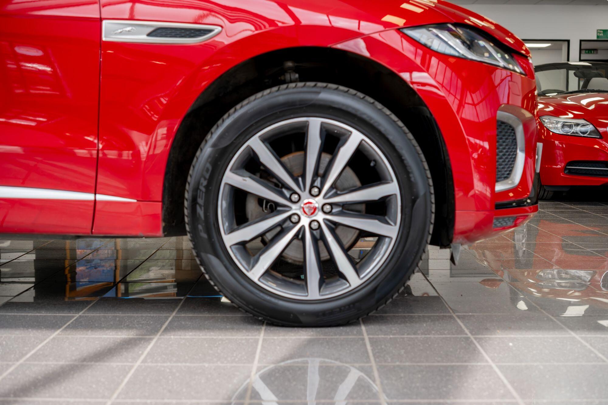 Jaguar F-Pace view 20