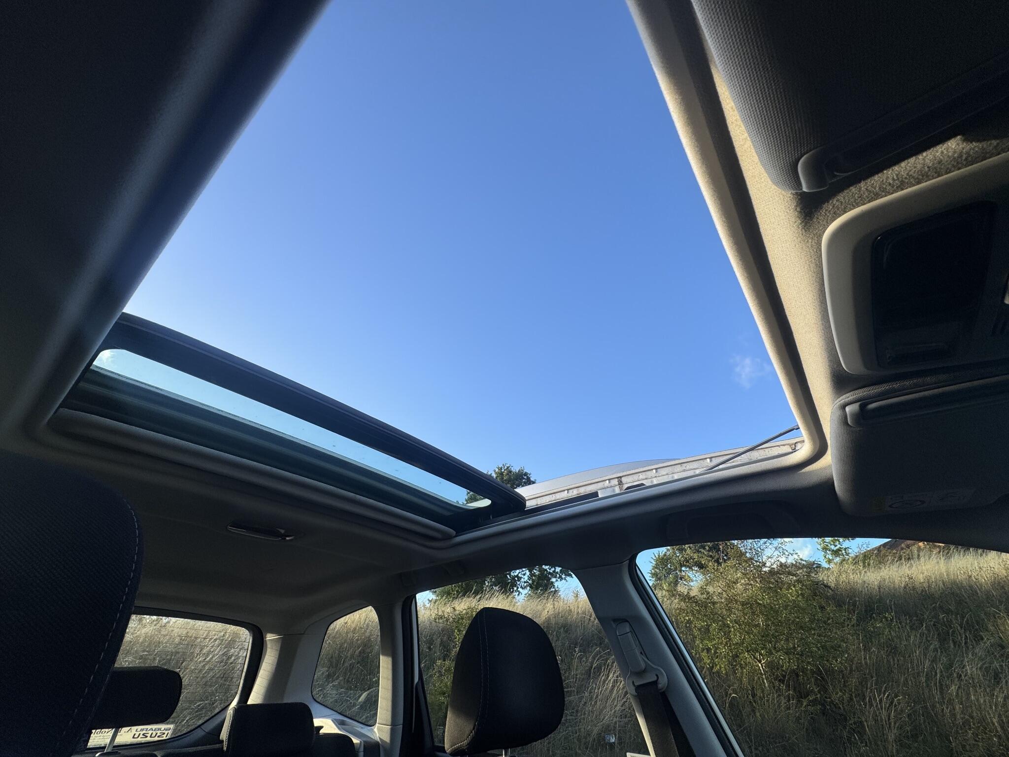 Subaru Forester view 14