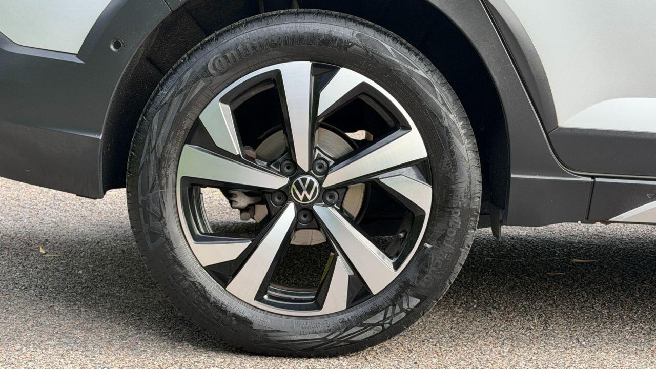 Volkswagen Taigo view 32