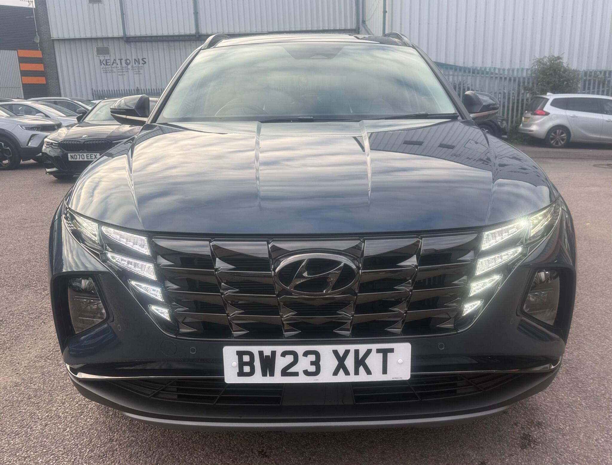 Hyundai Tucson view 2