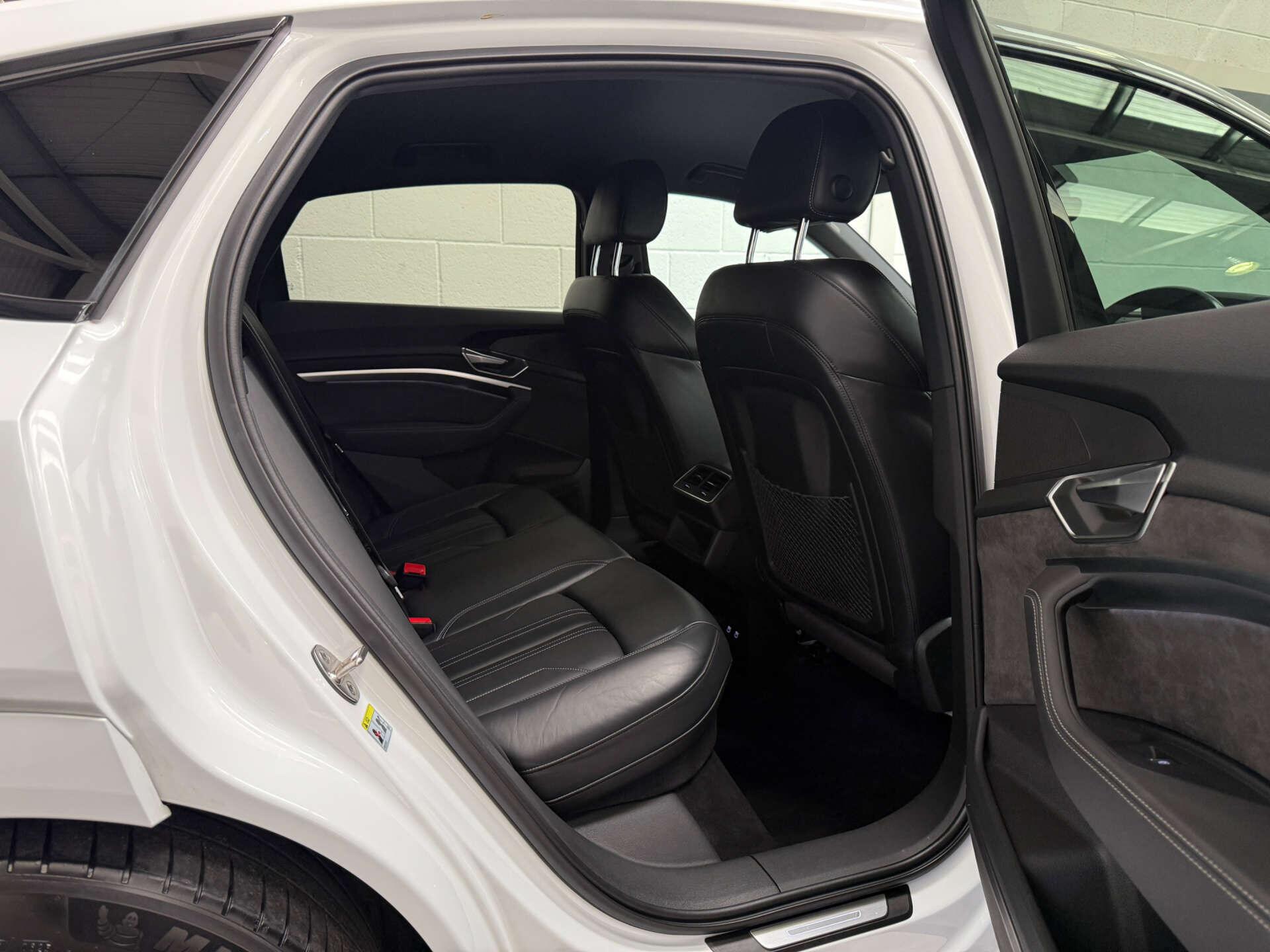 Audi E-Tron view 17