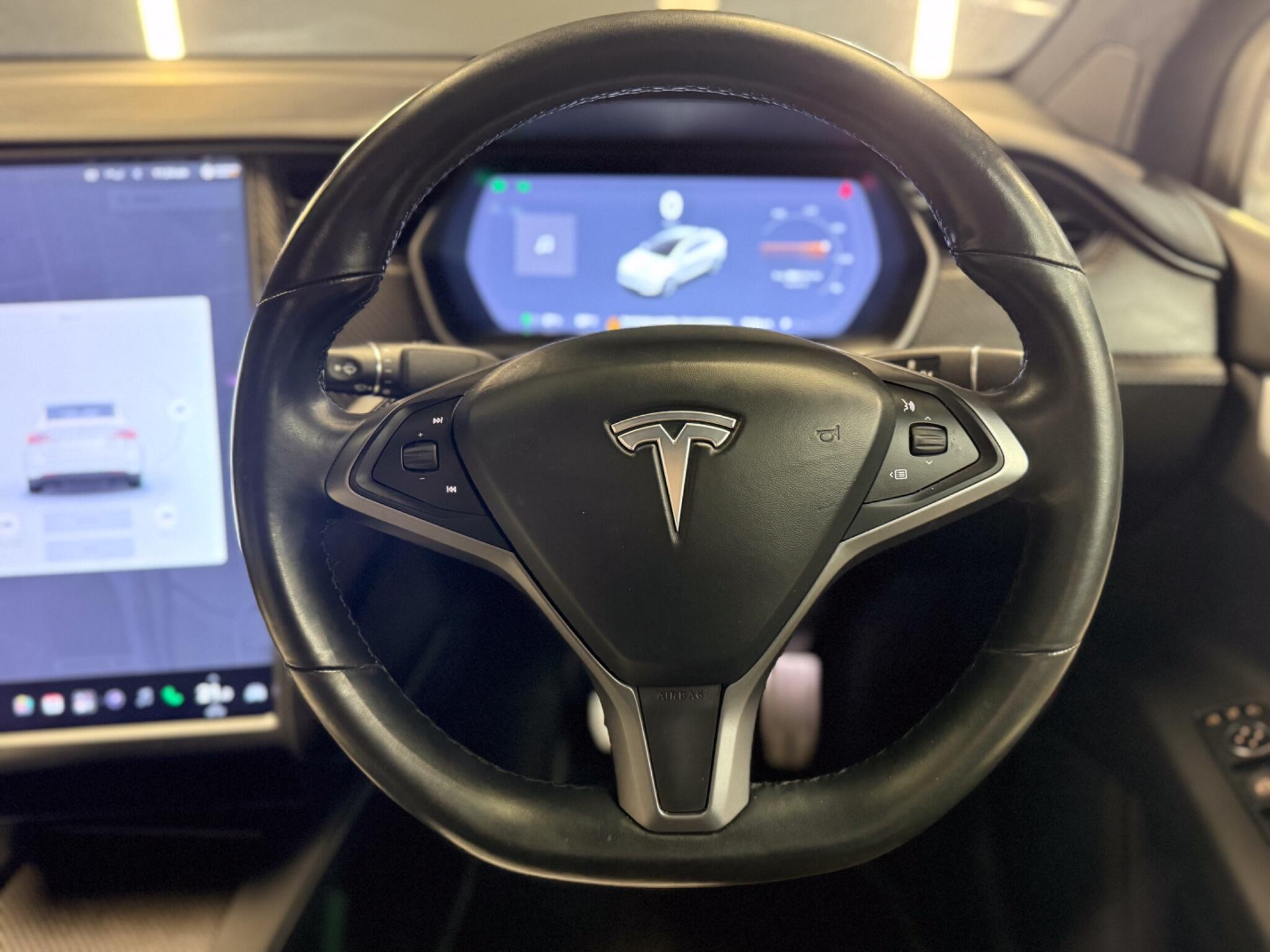 Tesla Model X view 20