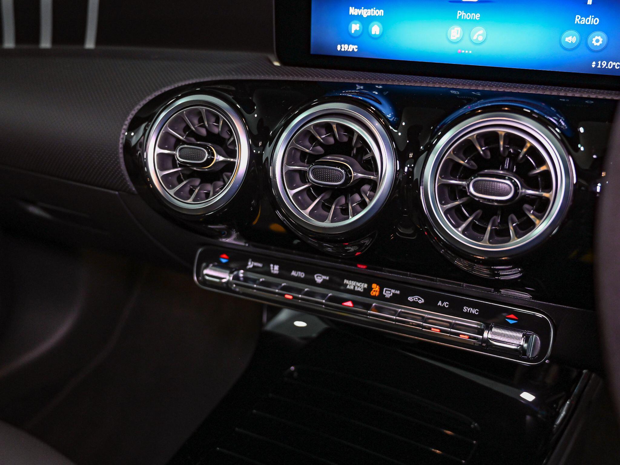 Mercedes-Benz A-Class view 16