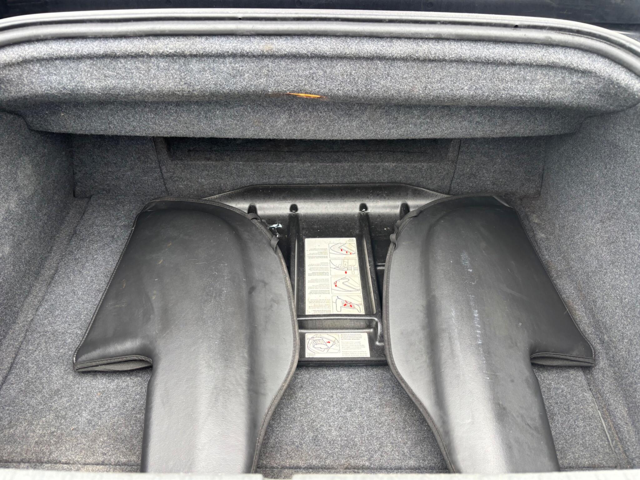 Audi TT view 19