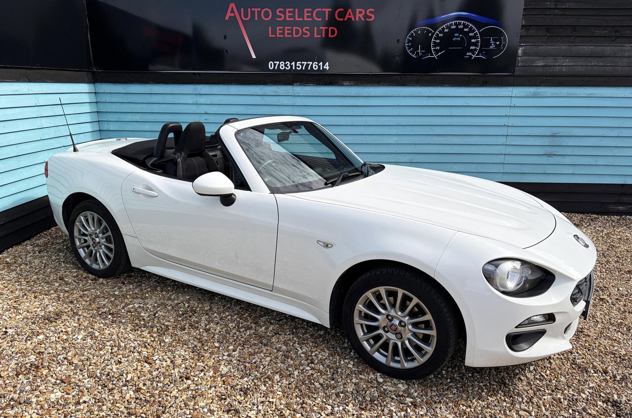 2017 Fiat 124 Spider in White for sale
