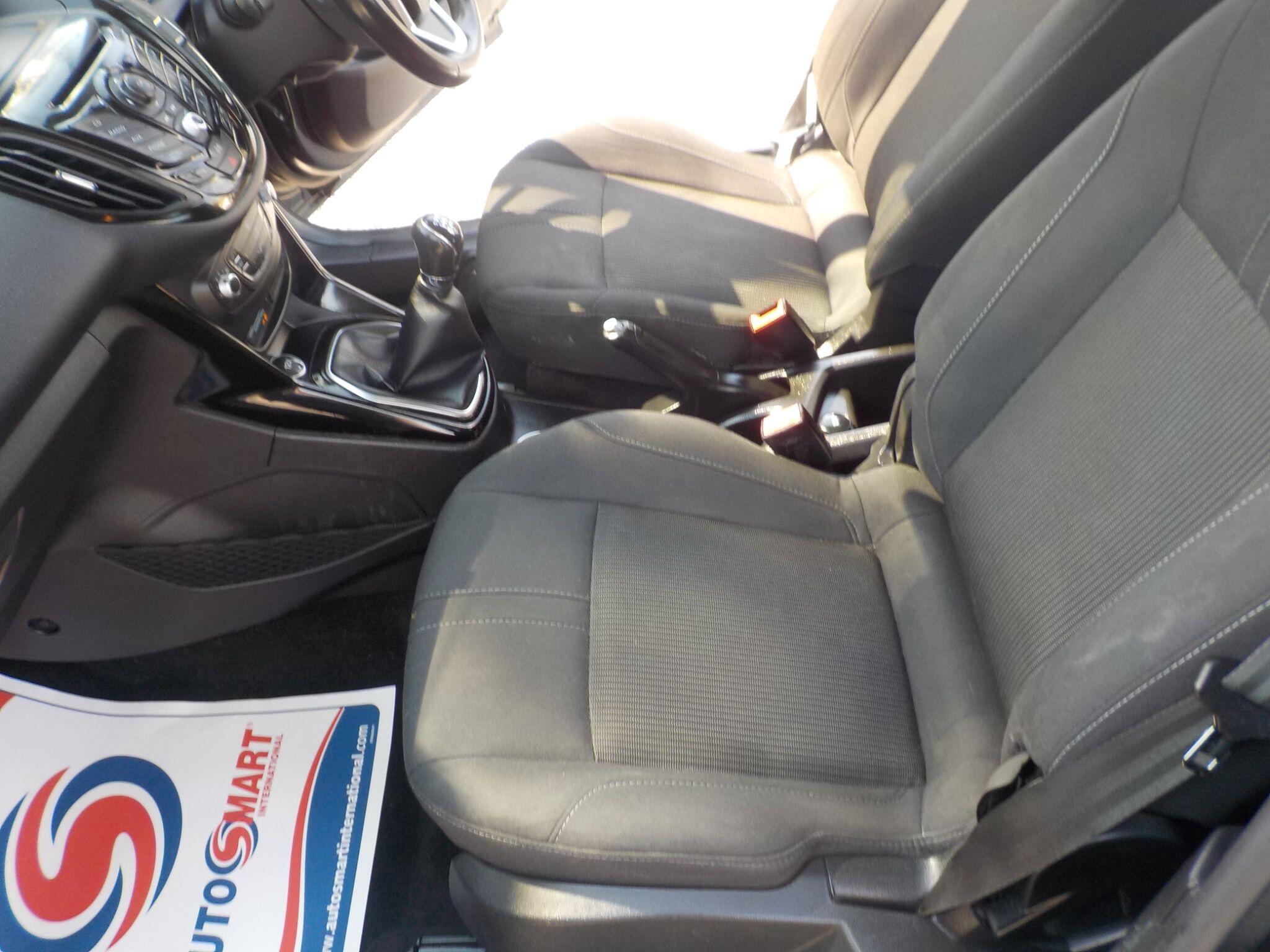 Ford B-Max 1.6 TDCi Zetec Euro 5 5dr