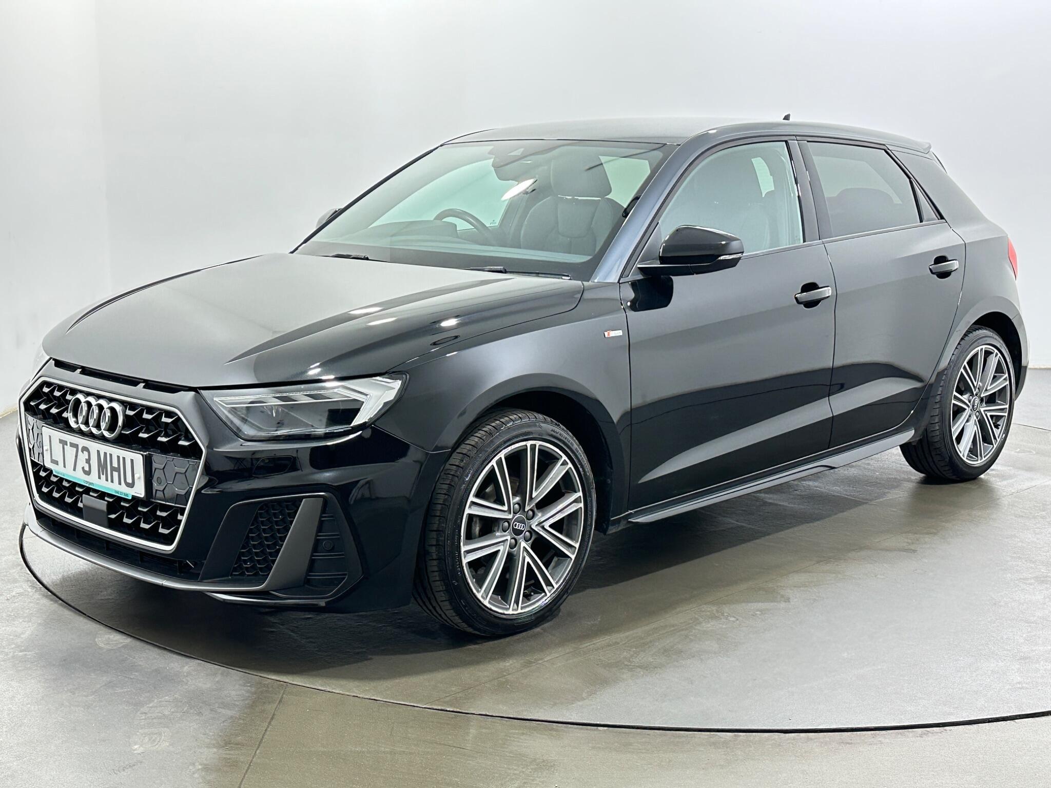 Audi A1 view 4