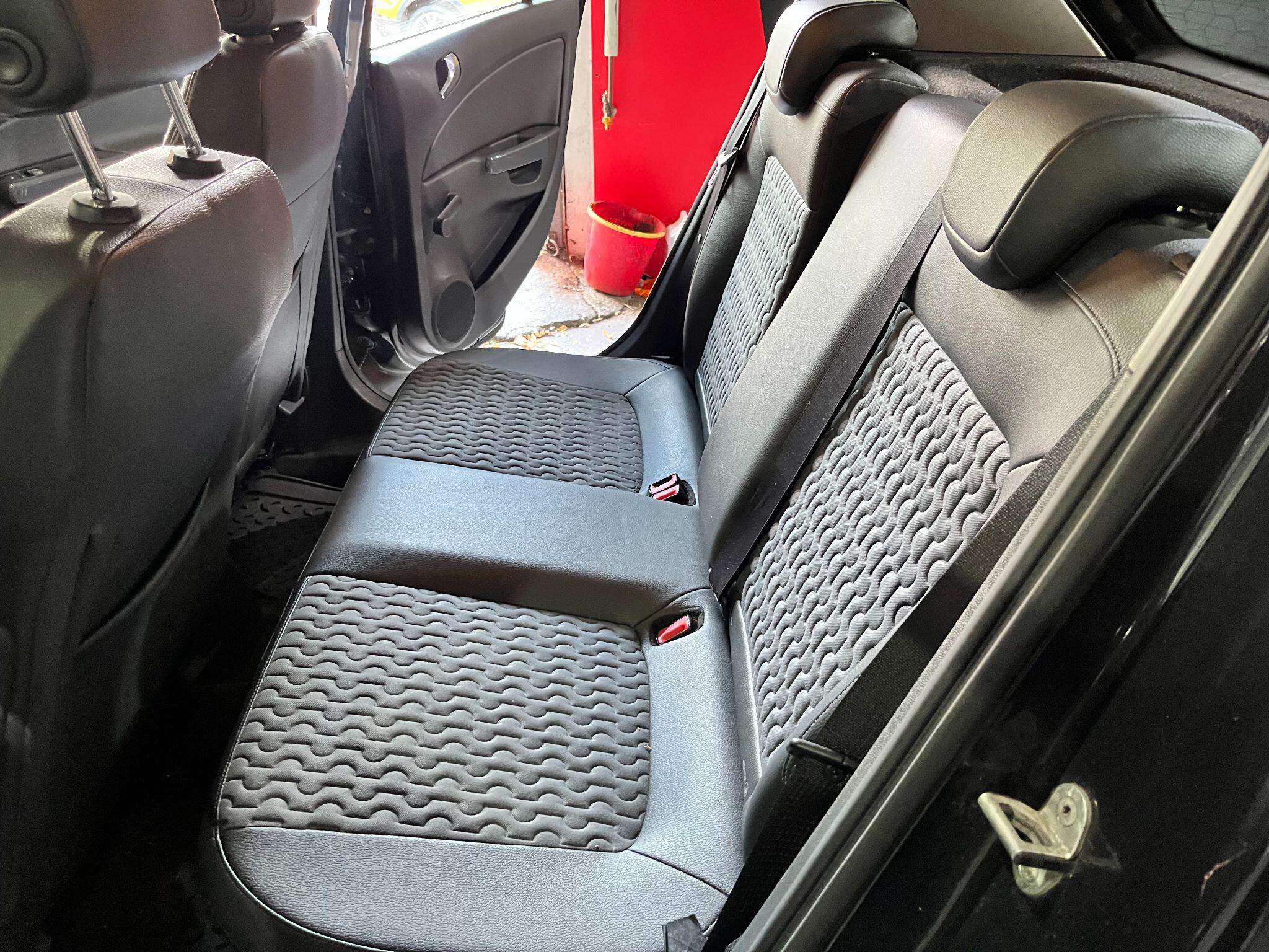 Vauxhall Corsa view 16