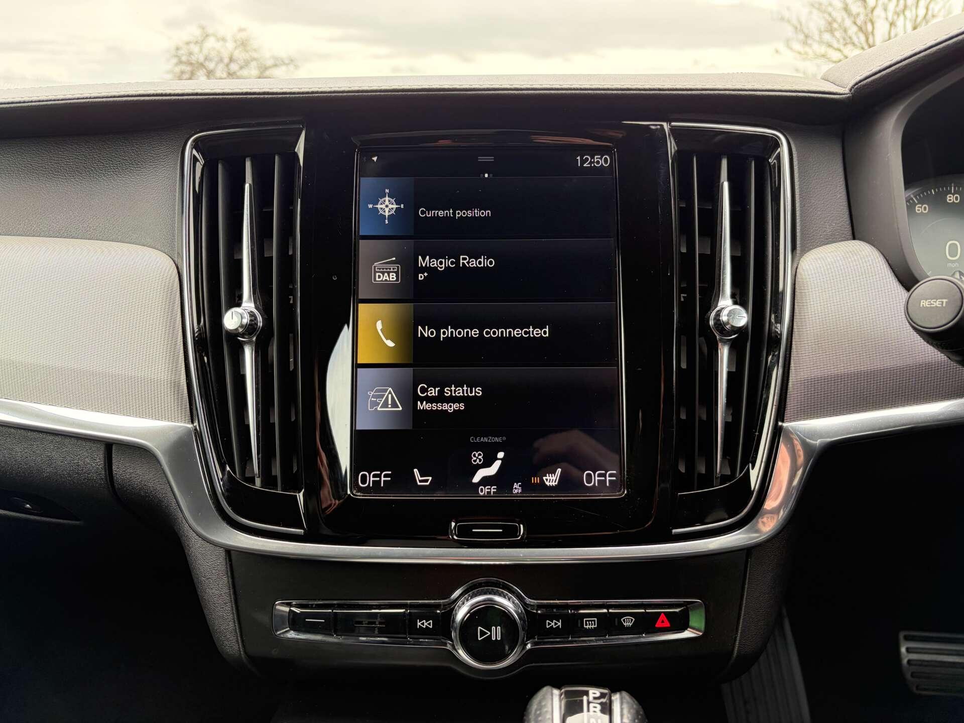 Volvo S90 view 50