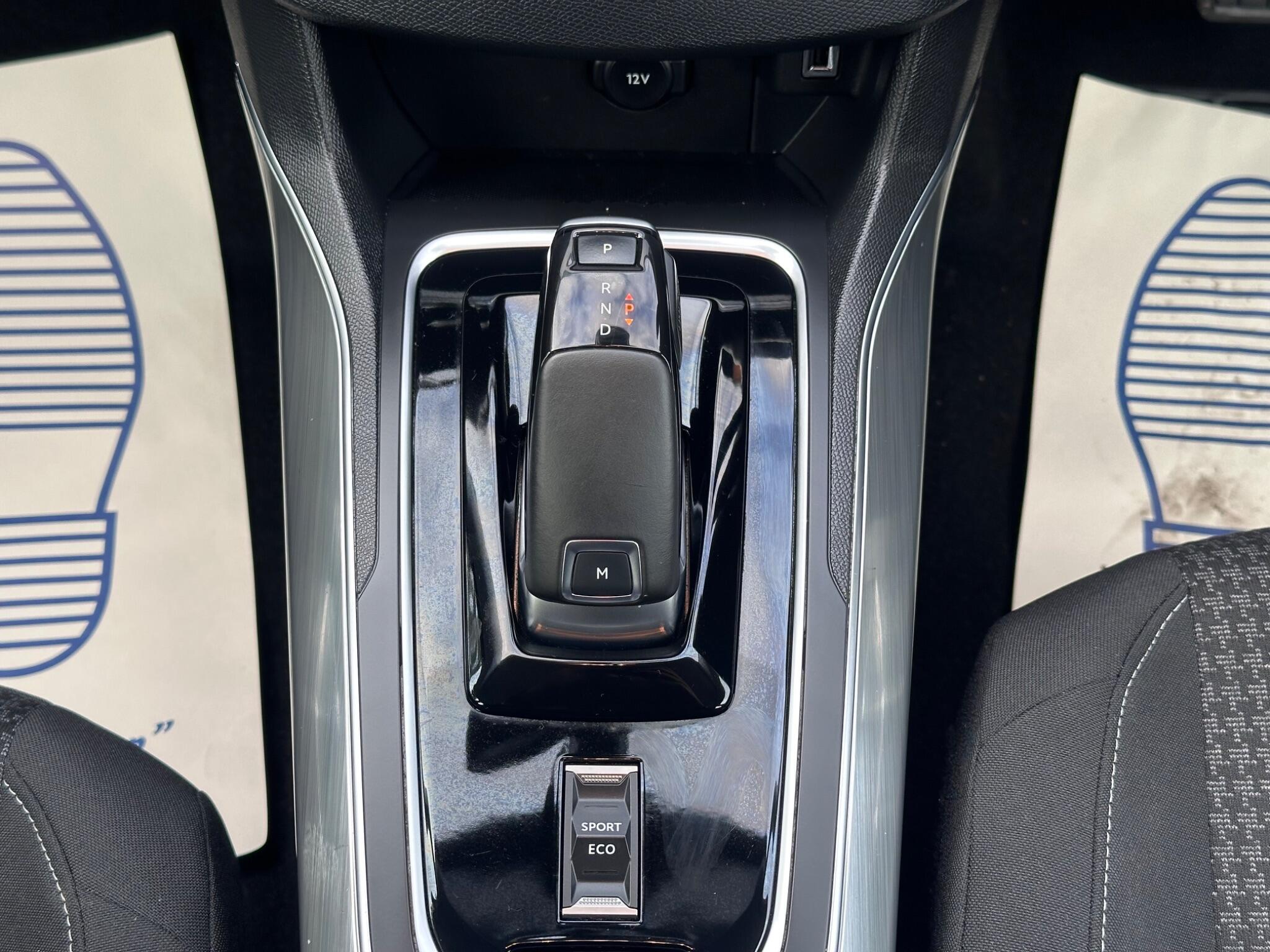 Peugeot 308 view 39