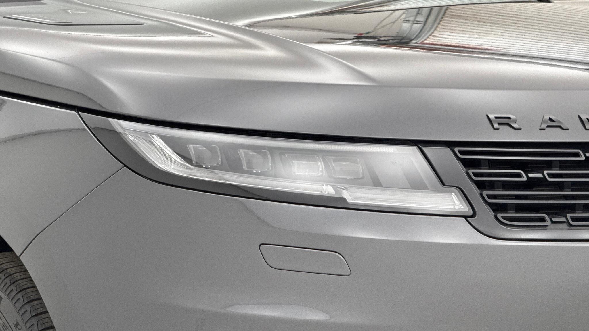Land Rover Range Rover Sport view 17
