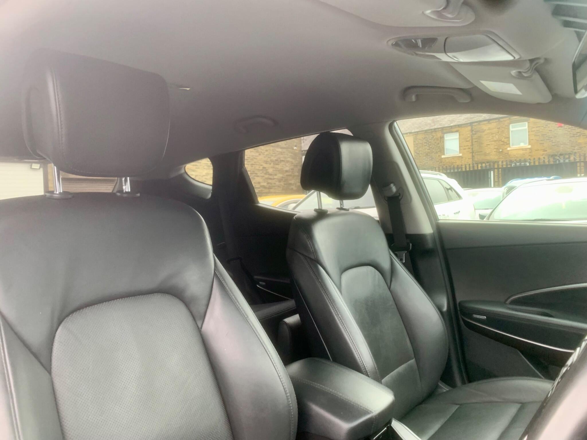 Hyundai Santa Fe view 21