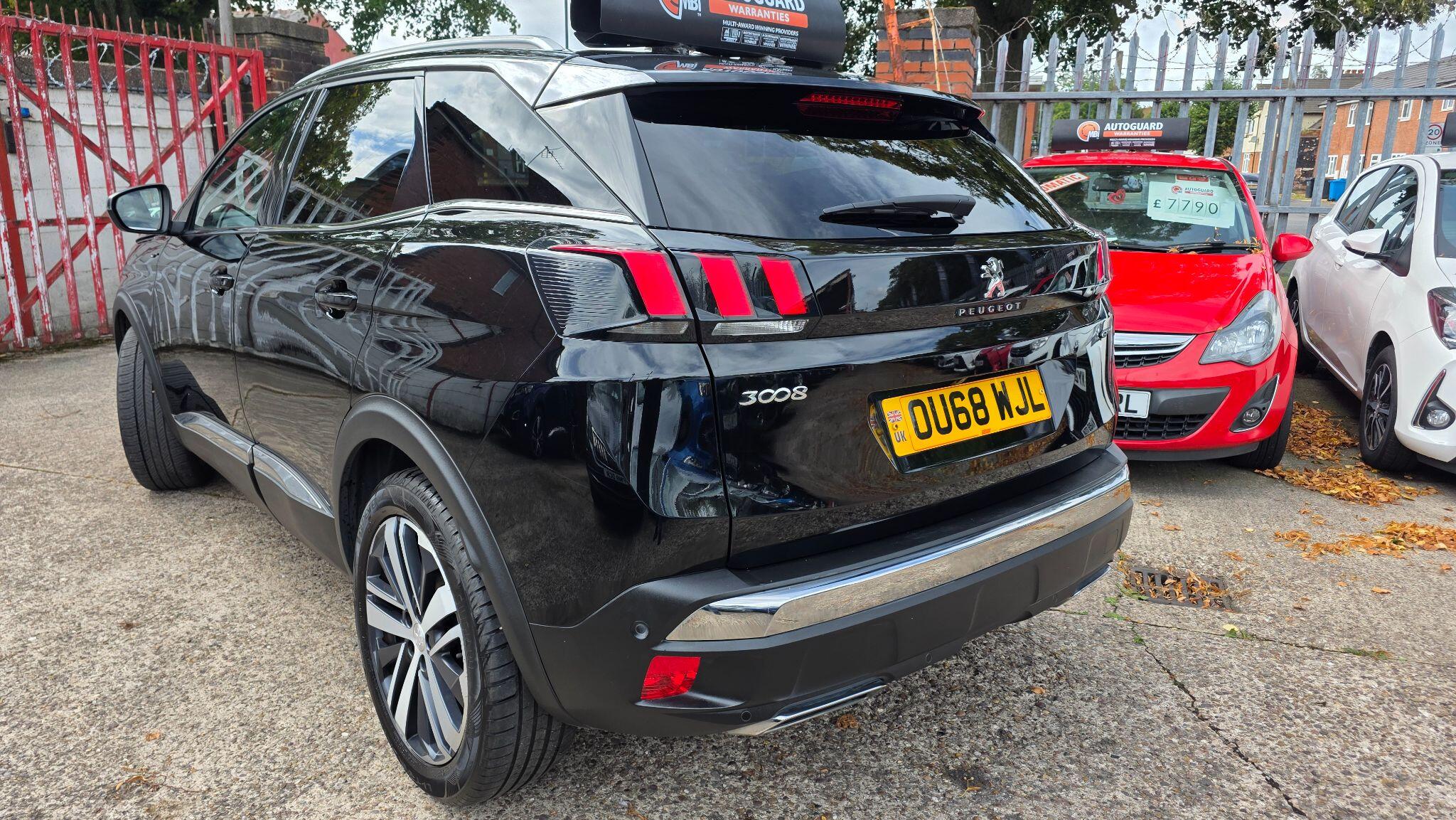 Peugeot 3008 view 6