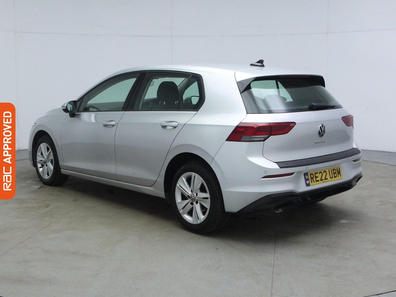 Volkswagen Golf view 4