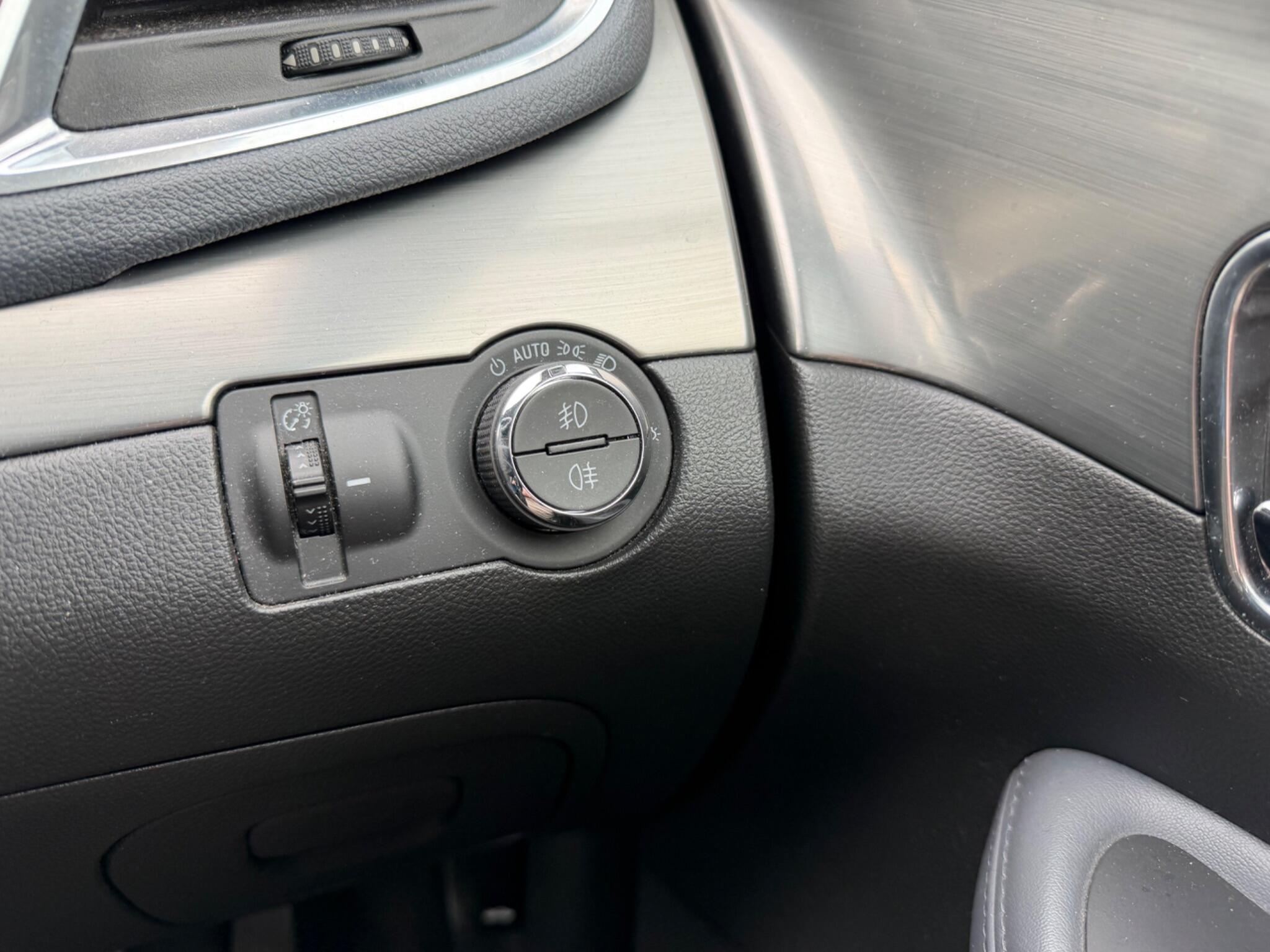 Vauxhall Mokka view 38