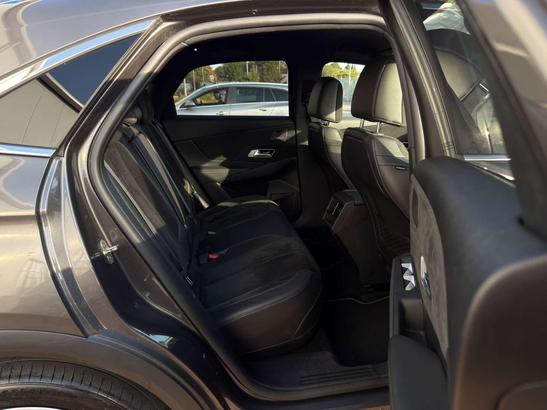 DS Automobiles DS 7 Crossback view 27