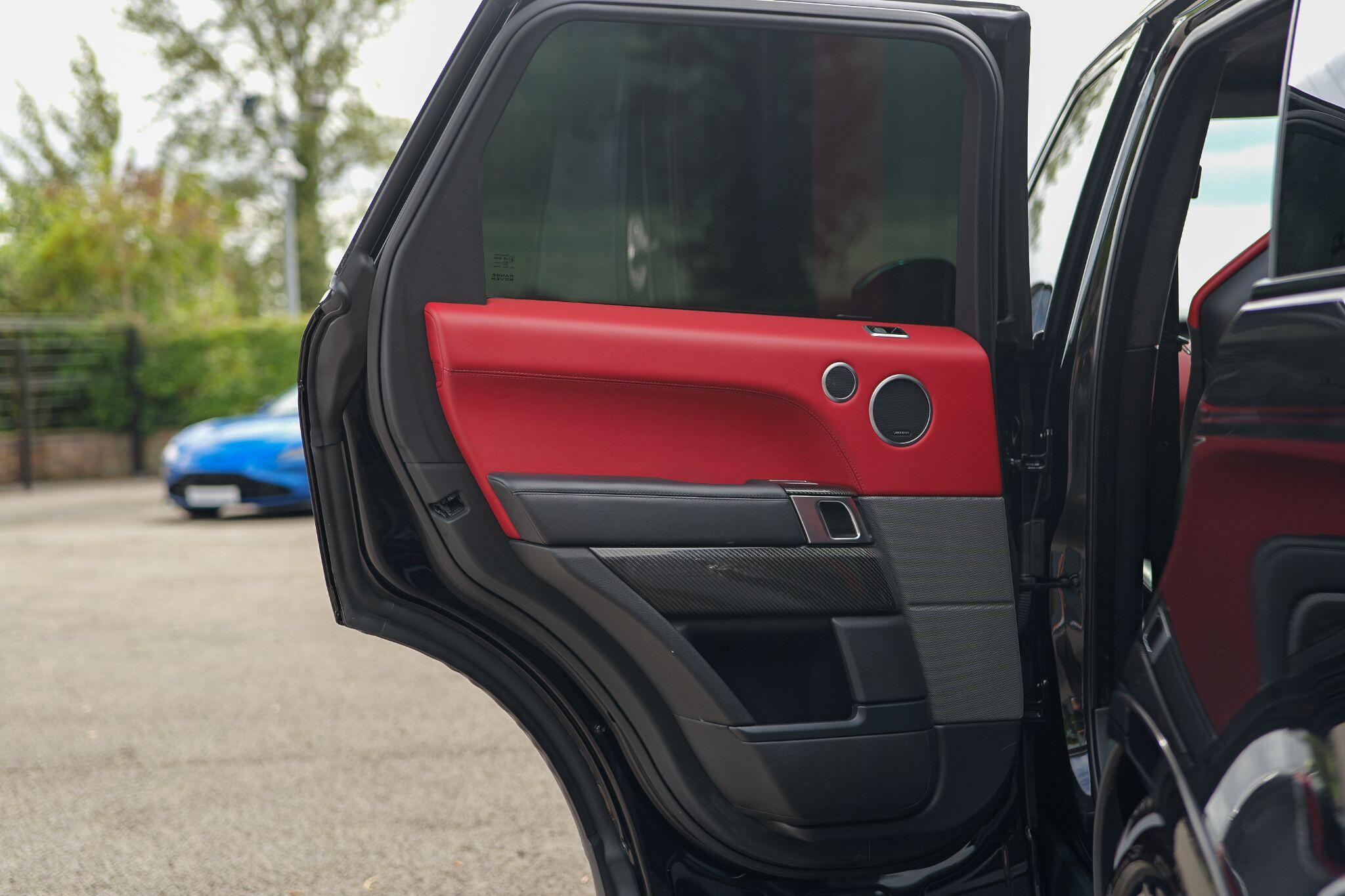 Land Rover Range Rover Sport view 35