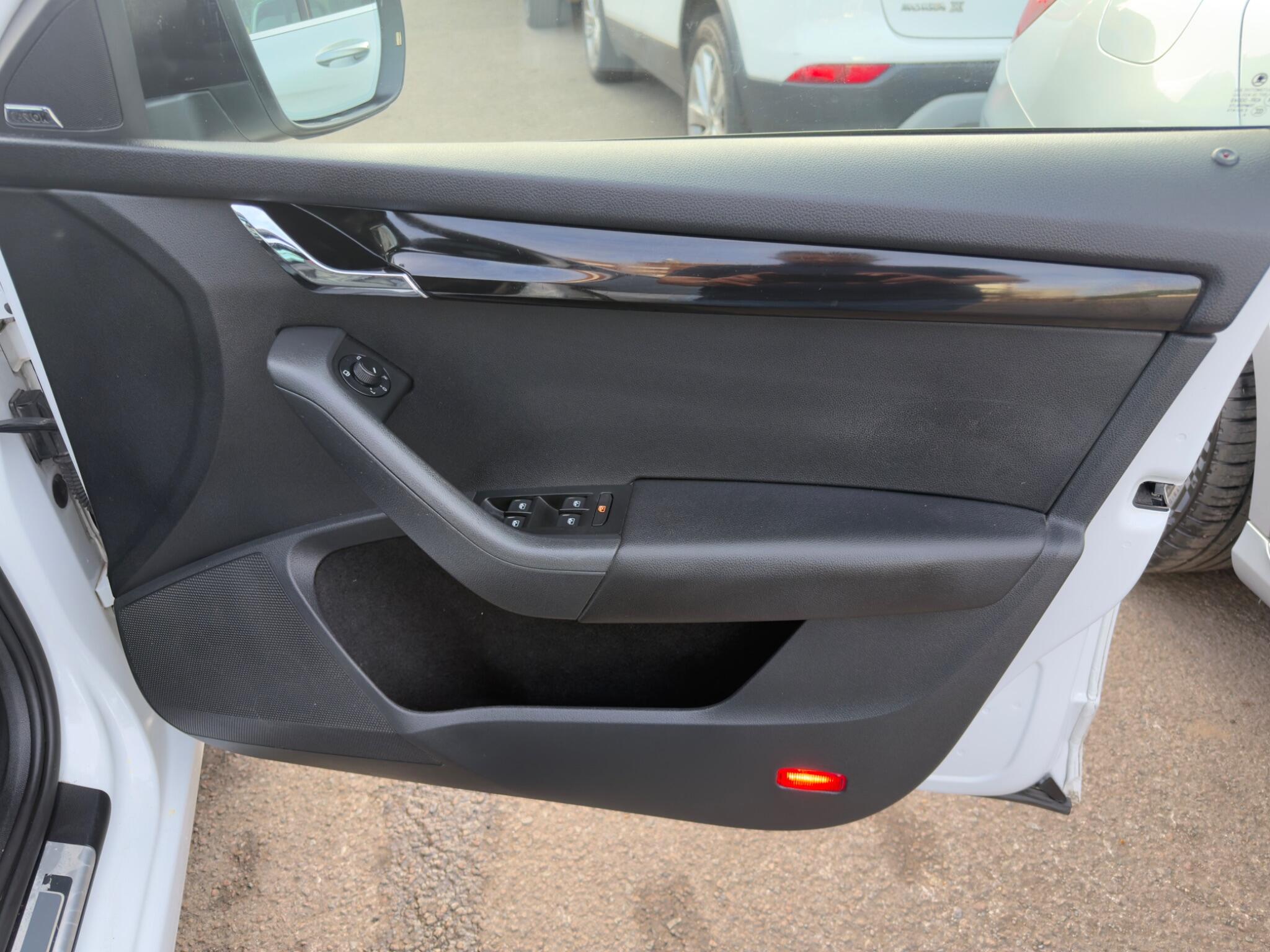 Skoda Octavia view 16