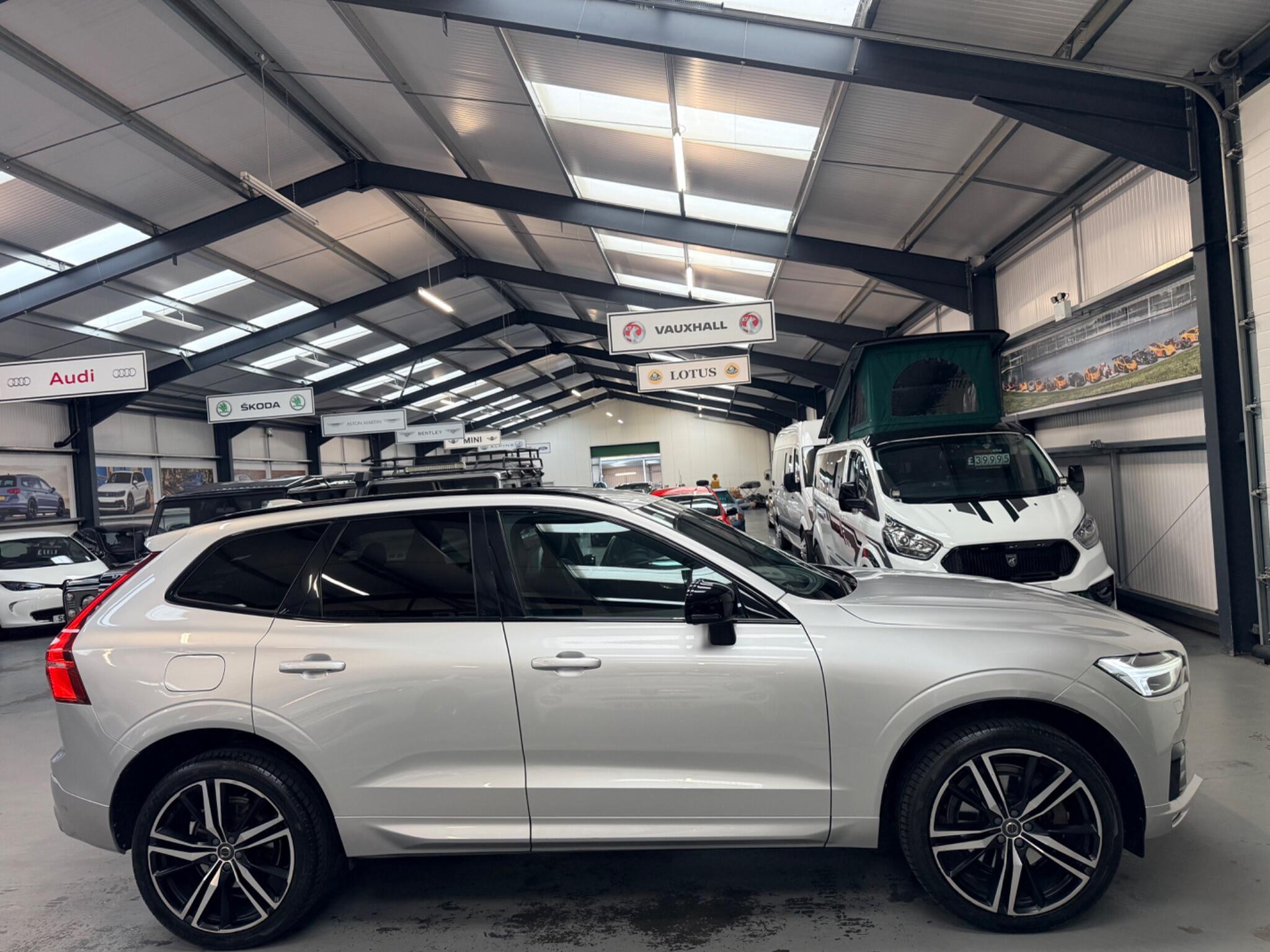 Volvo XC60 view 14