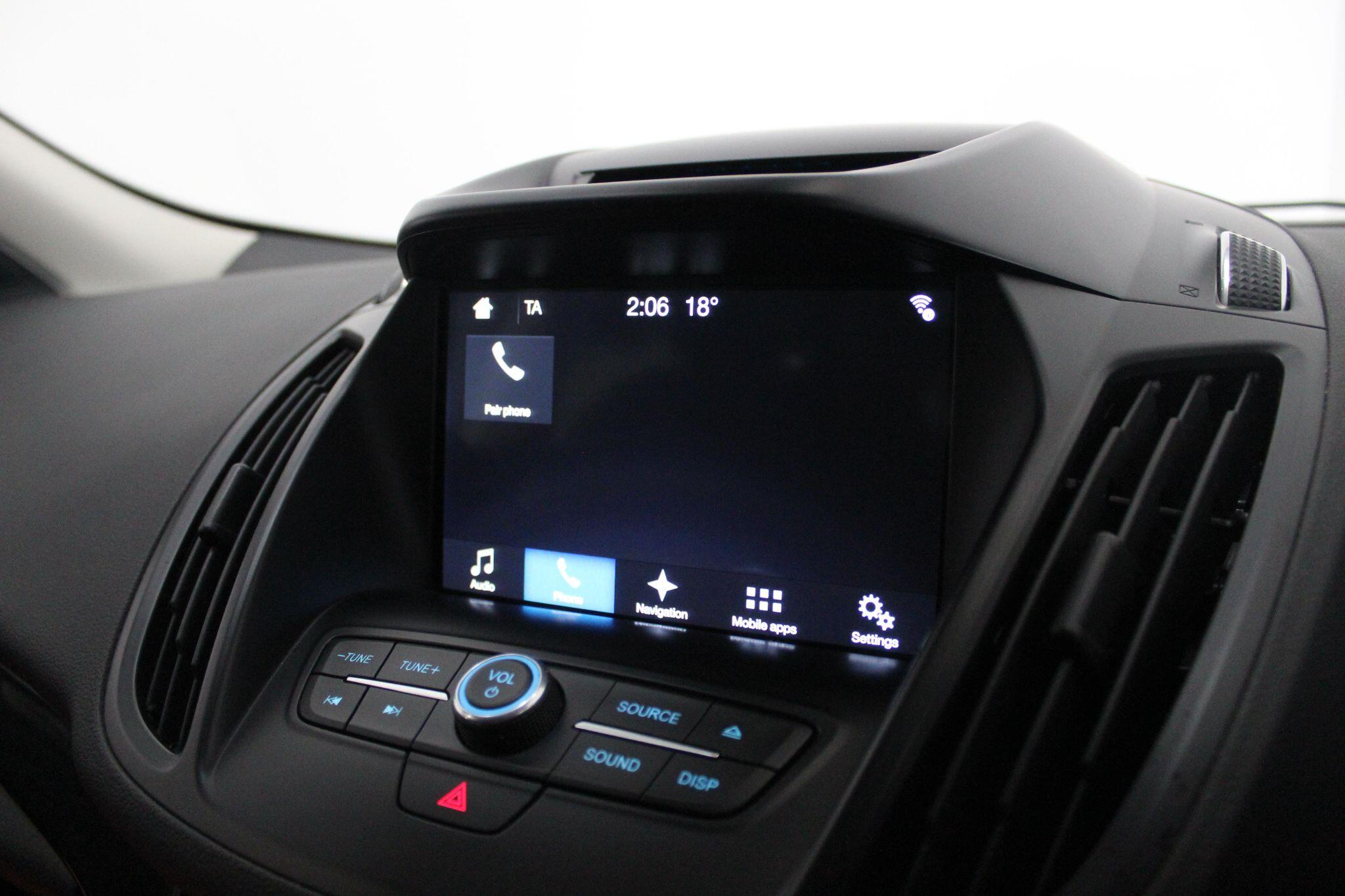 Ford Kuga view 34