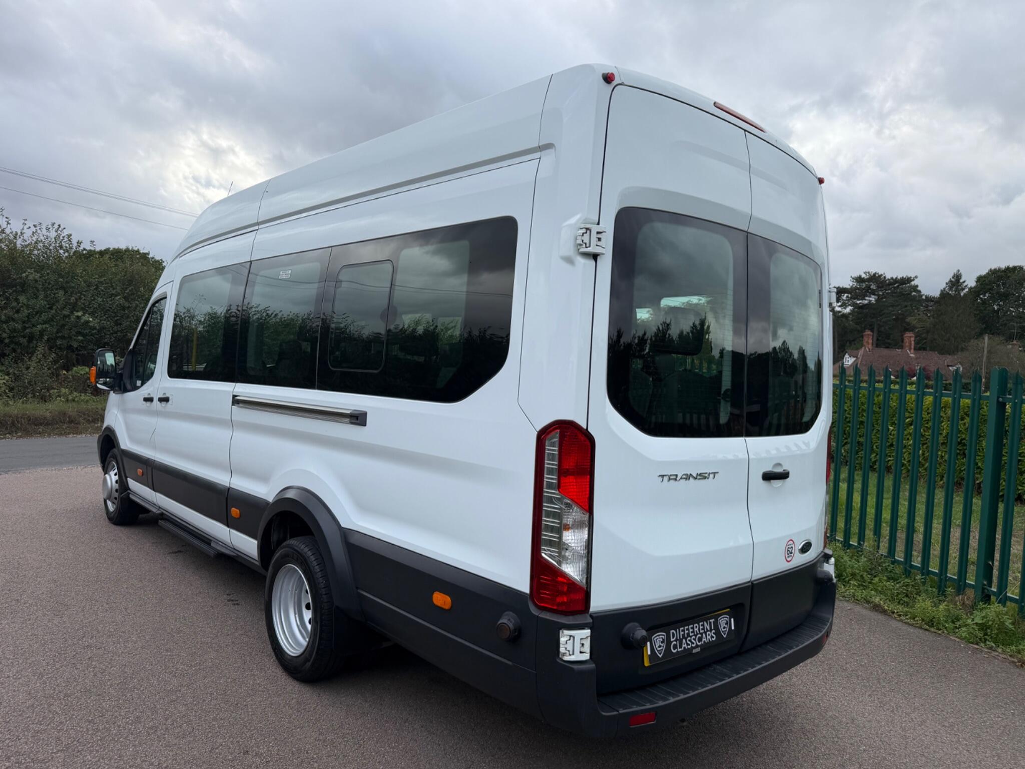 Ford Transit view 15
