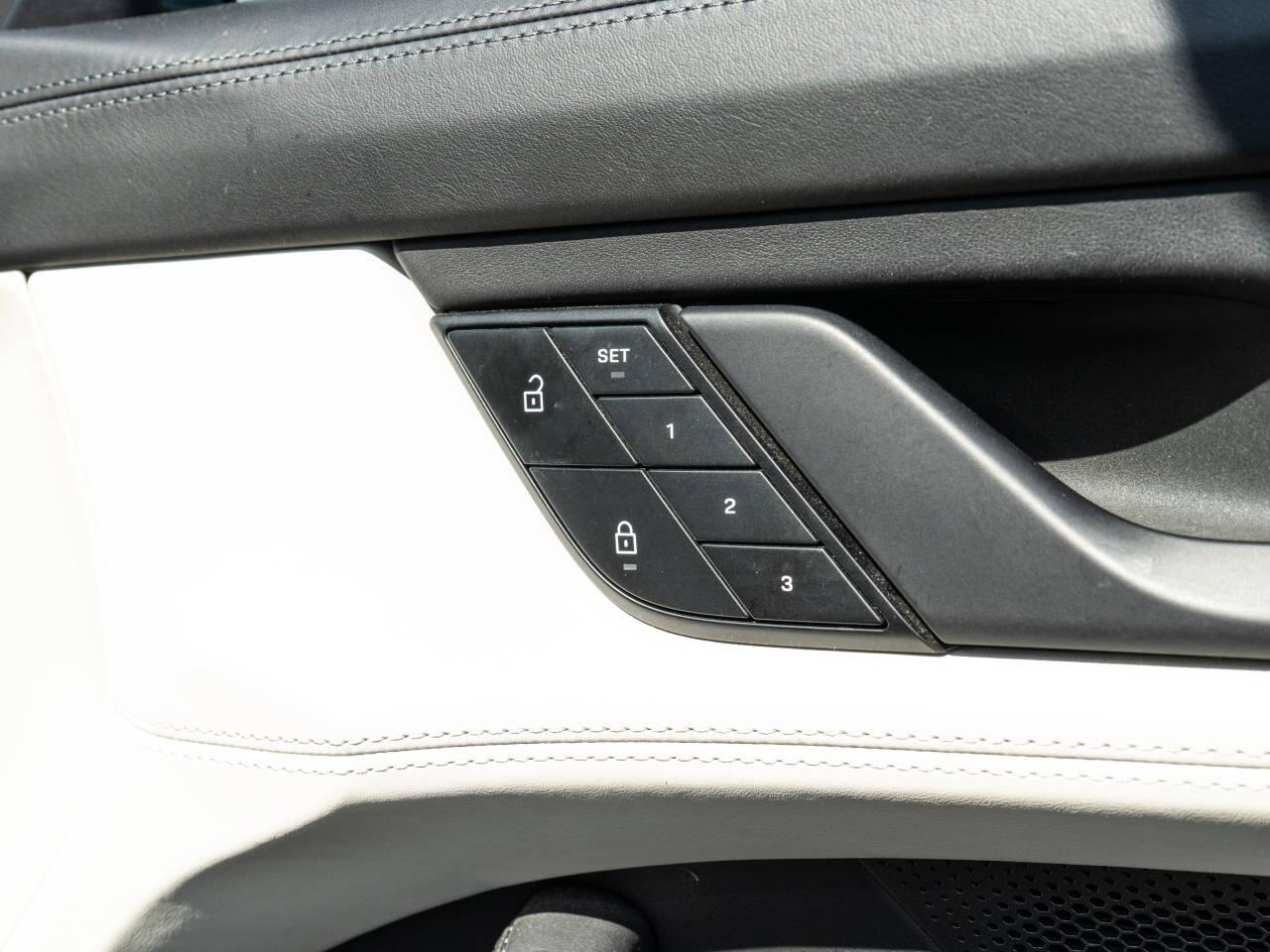 Porsche Taycan view 21