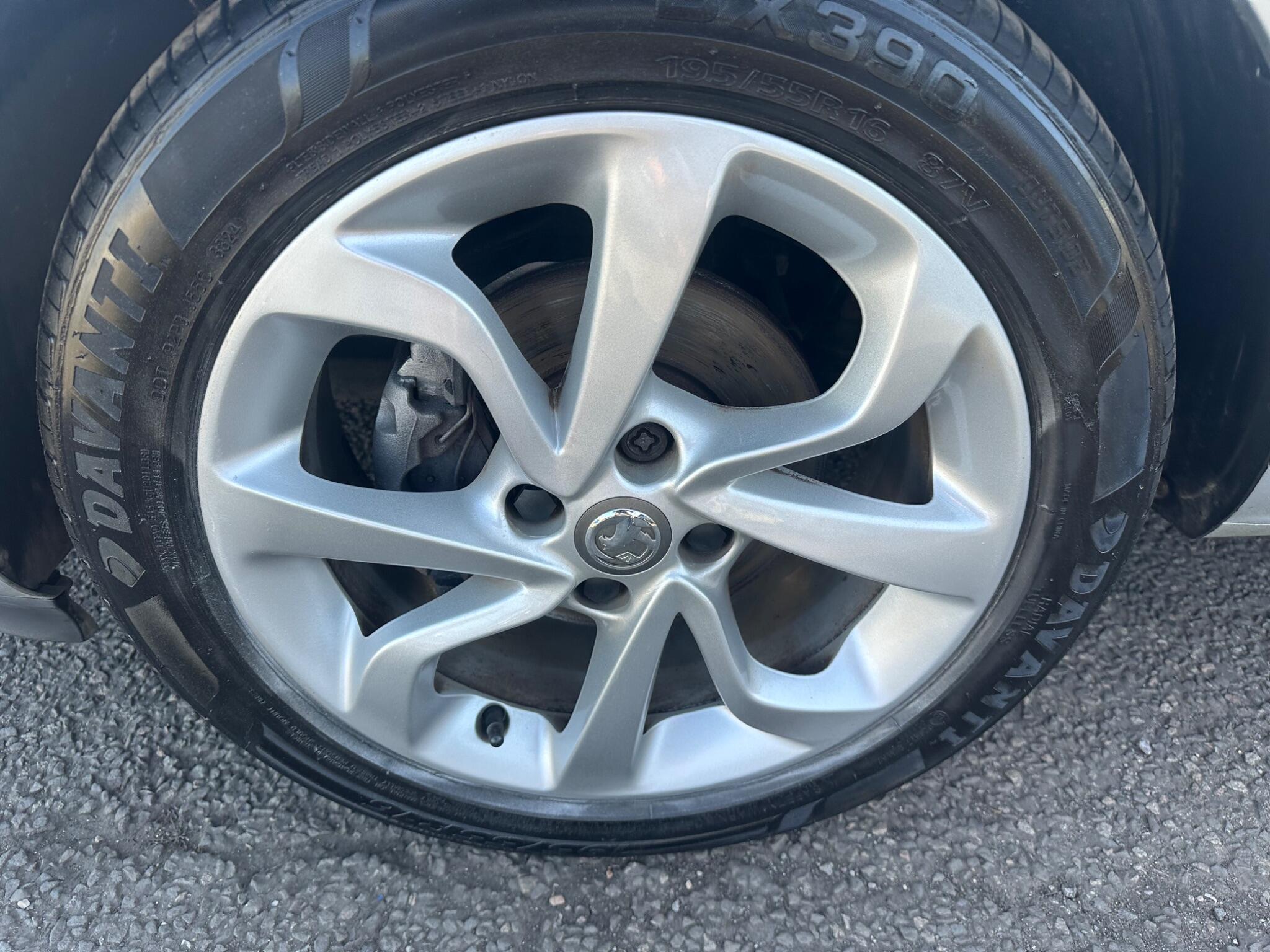 Vauxhall Corsa view 39