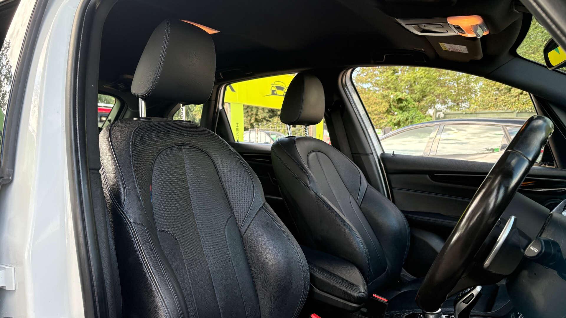 BMW 2 Series view 8