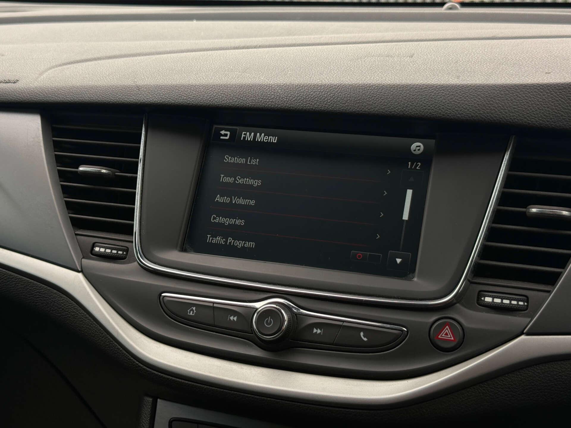 Vauxhall Astra view 70