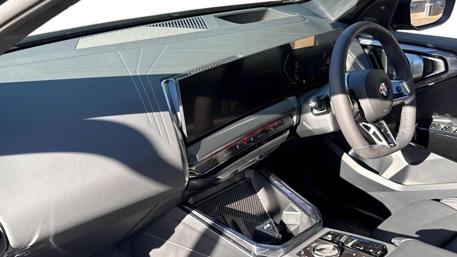 BMW X3 view 7