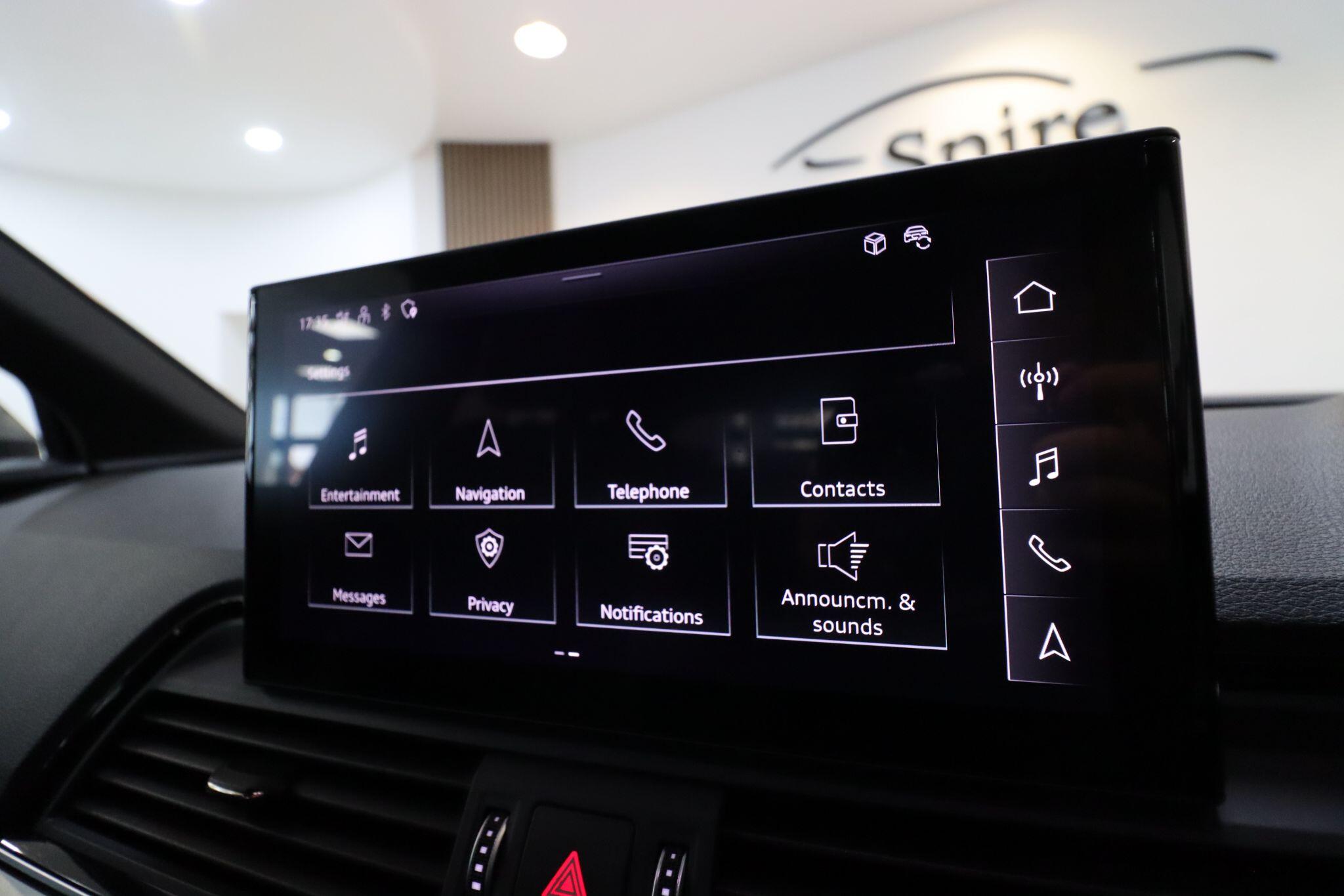 Audi Q5 view 34