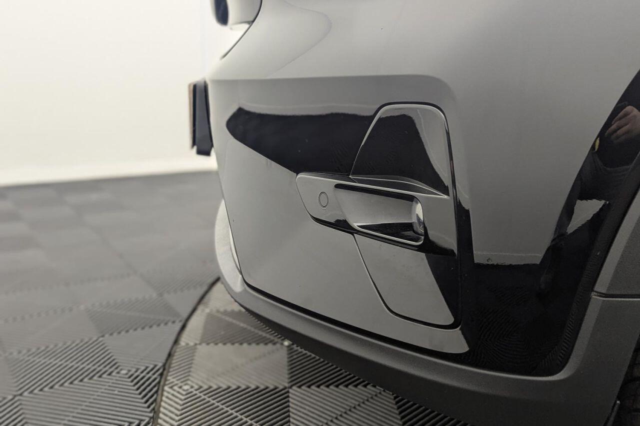 Volvo C40 view 45