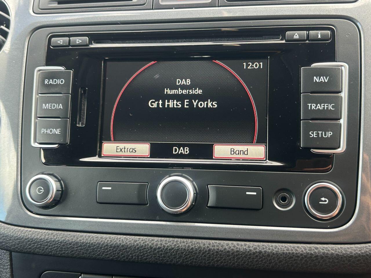 Volkswagen Tiguan view 18