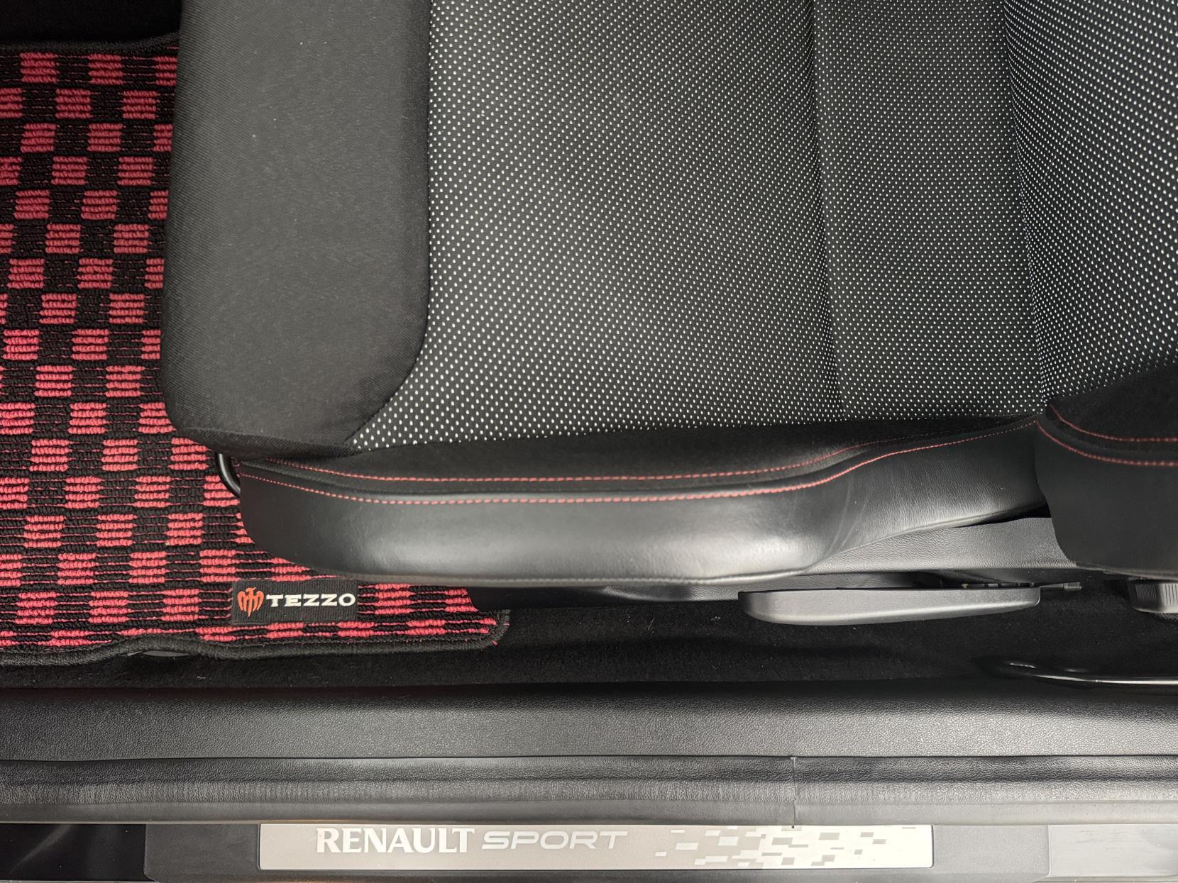 Renault Megane view 76