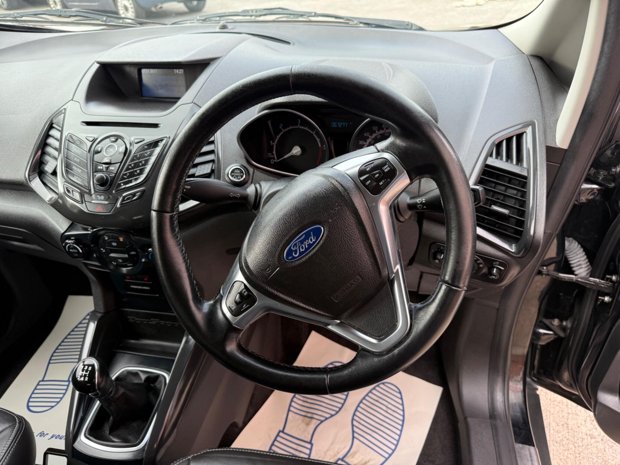 Ford Ecosport view 11