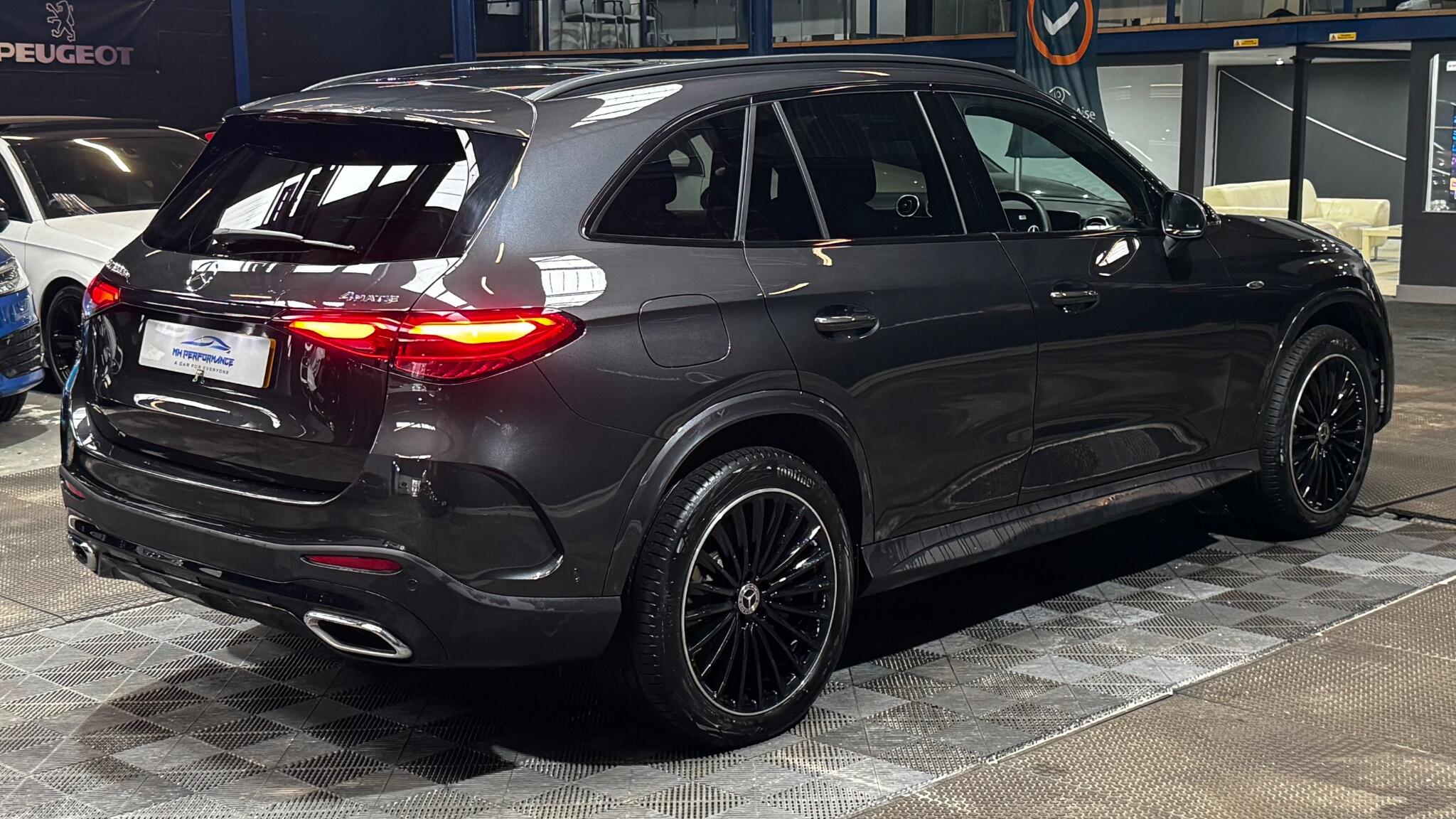 Mercedes-Benz GLC view 77