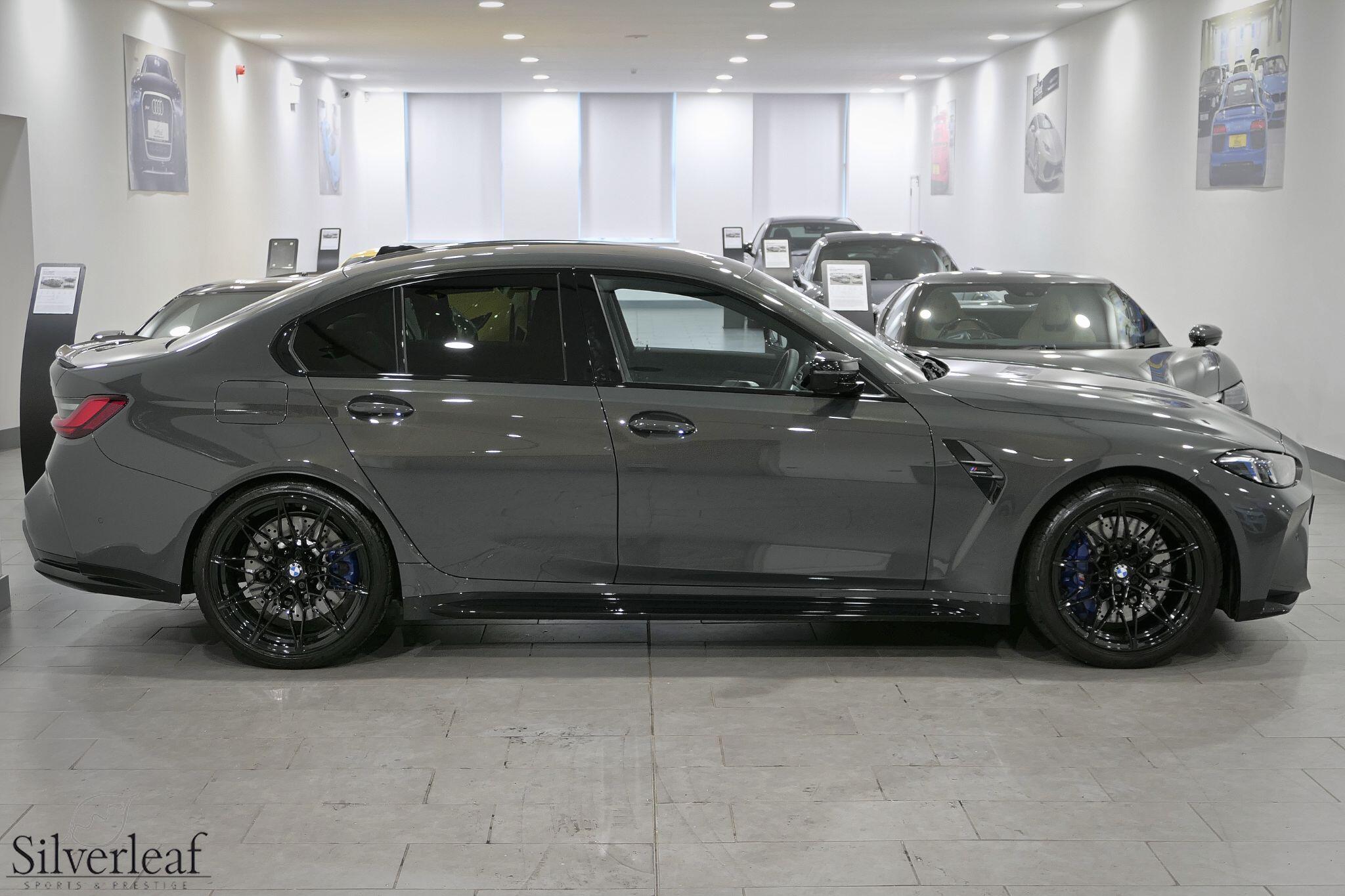 BMW M3 view 3